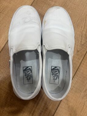 Vans Kids Slip-On Sneakers in White Canvas